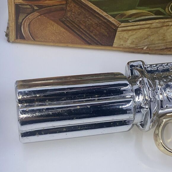 Avon Pepperbox Pistol 1850 Cologne Decator Bottle Shaped Like A Pistol - Picture 2 of 12